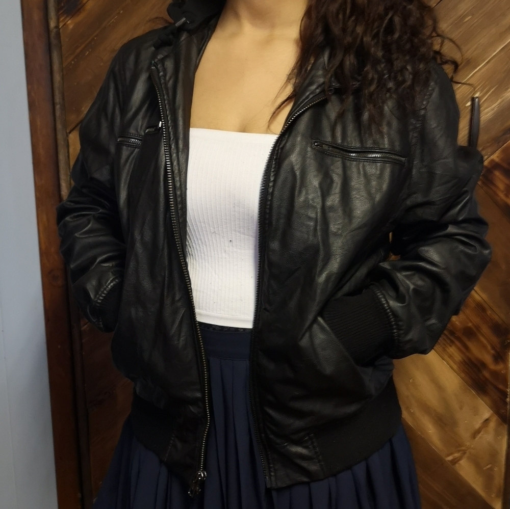 Bomber jacket - Picture 1 of 5